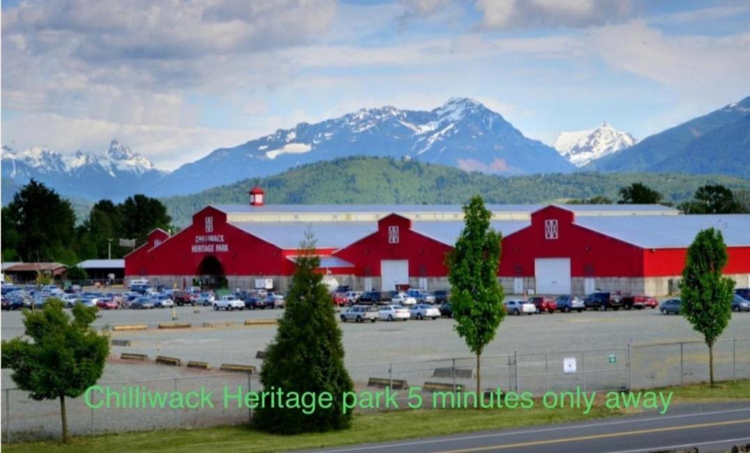 Private 2 Bedrooms Suite Near Hwy 1, Cultus Lake, Heritage Park, Fishing, Coliseum 칠리왝 객실 사진