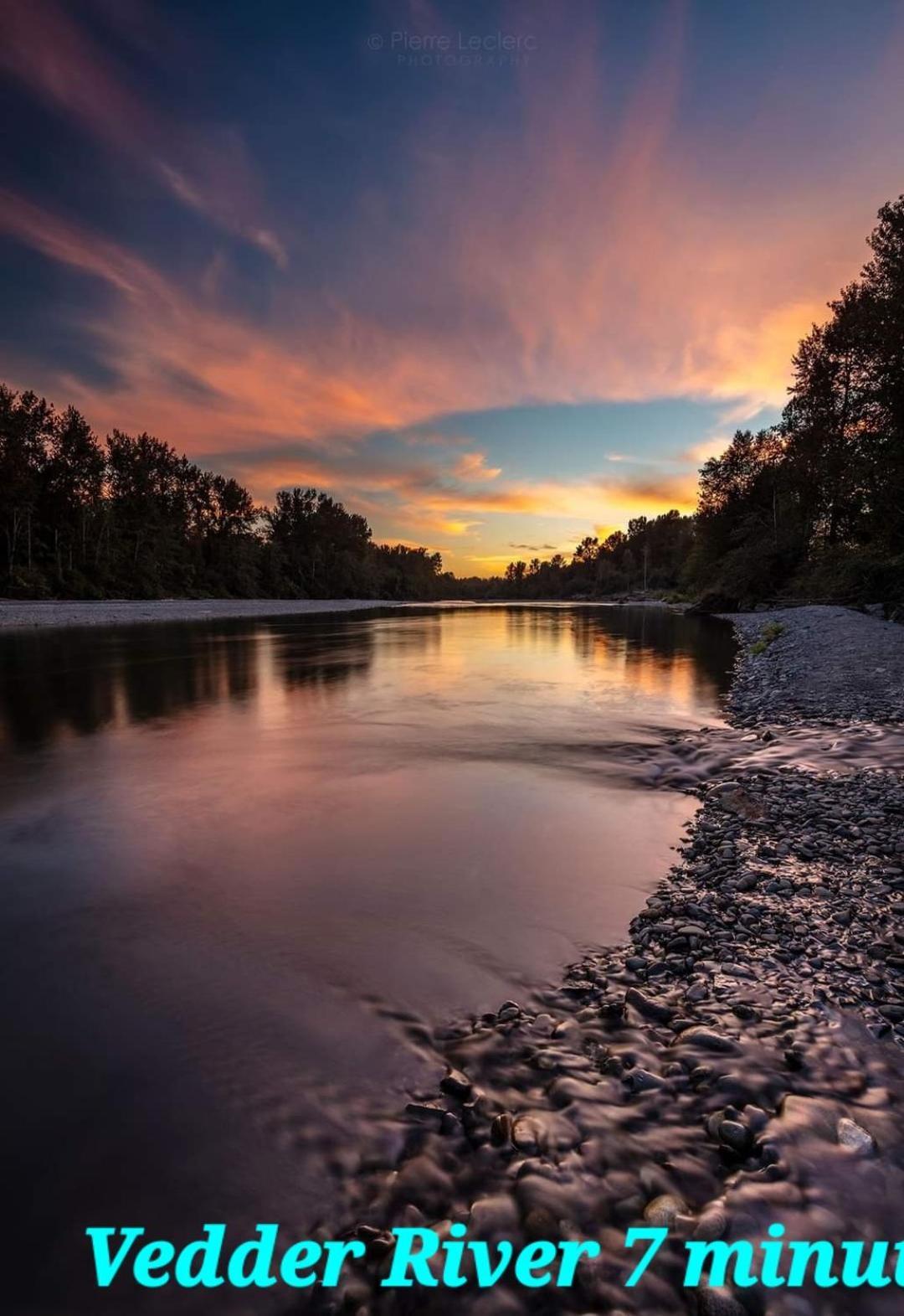 Private 2 Bedrooms Suite Near Hwy 1, Cultus Lake, Heritage Park, Fishing, Coliseum 칠리왝 객실 사진