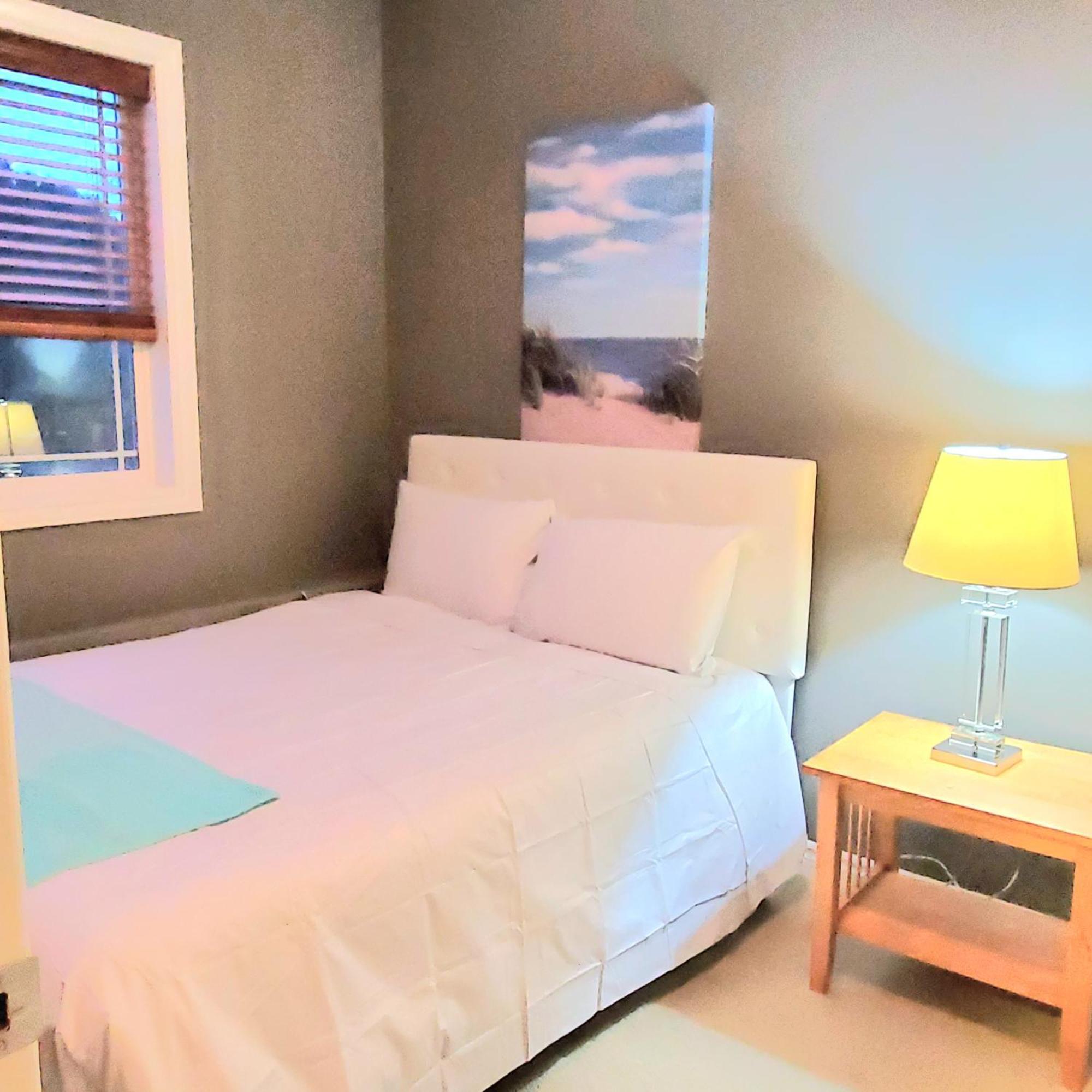 Private 2 Bedrooms Suite Near Hwy 1, Cultus Lake, Heritage Park, Fishing, Coliseum 칠리왝 객실 사진