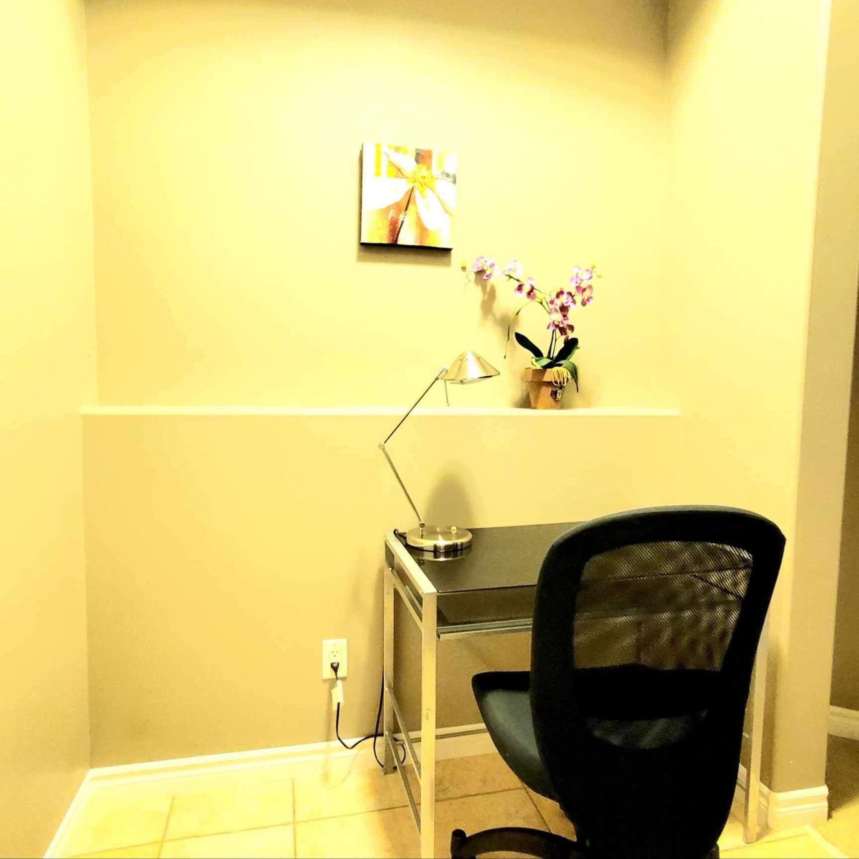 Private 2 Bedrooms Suite Near Hwy 1, Cultus Lake, Heritage Park, Fishing, Coliseum 칠리왝 외부 사진